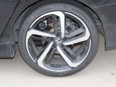 Used 2021 Honda Accord Sport image 24