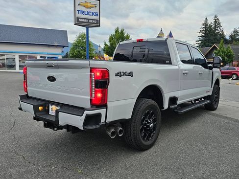 Used 2026 Ford F250 Lariat w/ Black Appearance Package AWD/4WD image 5