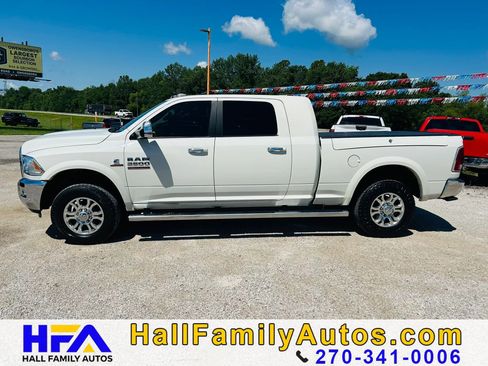 Used 2017 RAM 2500 Laramie w/ Protection Group AWD/4WD image 2