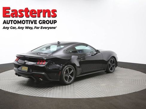 Used 2024 Ford Mustang Premium image 39