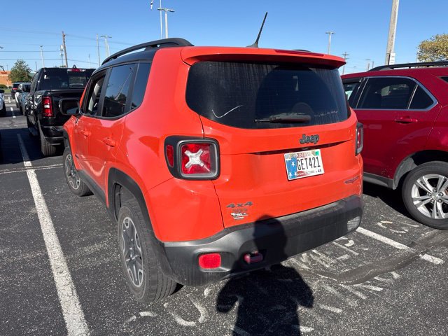 Used 2016 Jeep Renegade Trailhawk w/ Cold Weather Group AWD/4WD image 2