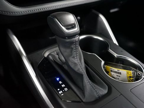 Used 2023 Toyota Highlander LE image 21