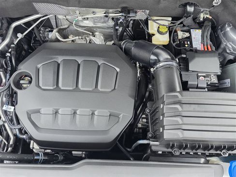 New 2025 Volkswagen Atlas Cross Sport SEL image 21