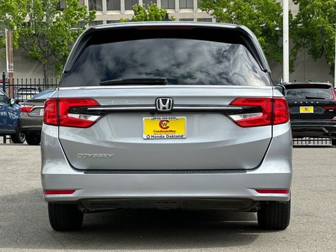 Used 2024 Honda Odyssey EX-L image 5