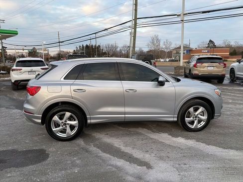 Used 2021 Audi Q3 2.0T Premium Plus w/ Premium Plus Package image 4