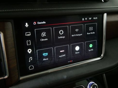 Used 2023 GMC Yukon XL Denali Ultimate AWD/4WD image 30