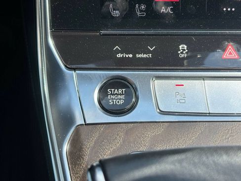 Used 2022 Audi A7 3.0T Premium Plus AWD/4WD image 32