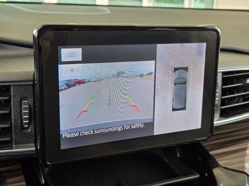 Used 2022 Ford Explorer Limited RWD image 35