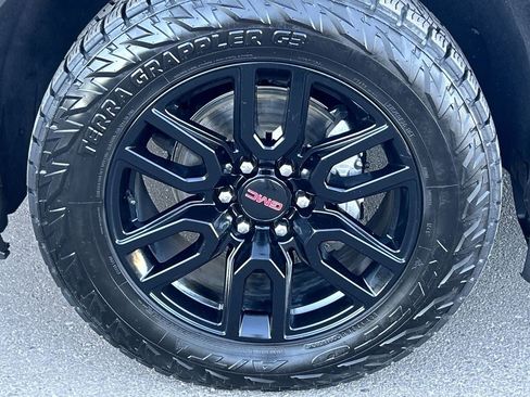 Used 2020 GMC Sierra 1500 Elevation w/ Elevation Value Package image 31