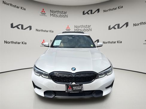 Used 2022 BMW 330i Sedan RWD image 9