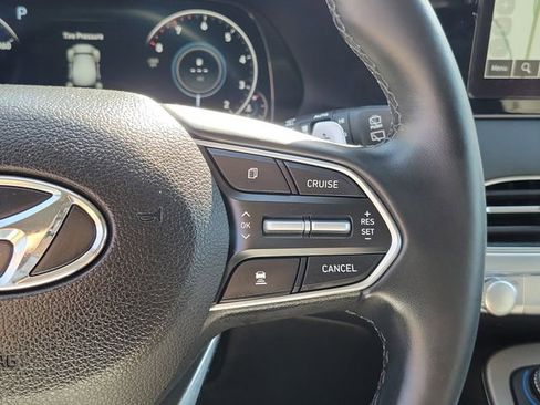 Used 2022 Hyundai Palisade Limited w/ Winter Package FWD image 7