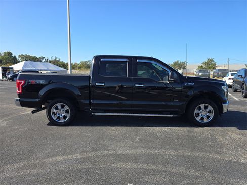 Used 2016 Ford F150 XLT w/ Equipment Group 302A Luxury image 3