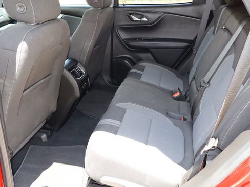 Used 2023 Chevrolet Blazer LT w/ Convenience Package FWD image 5
