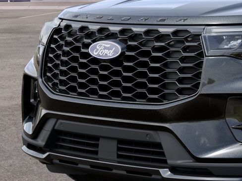New 2027 Ford Explorer ST-Line RWD image 17