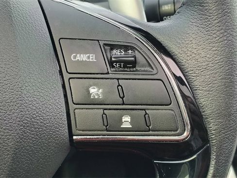 Used 2019 Mitsubishi Eclipse Cross SEL image 15