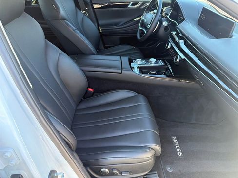 Used 2024 Genesis G80 2.5T image 13
