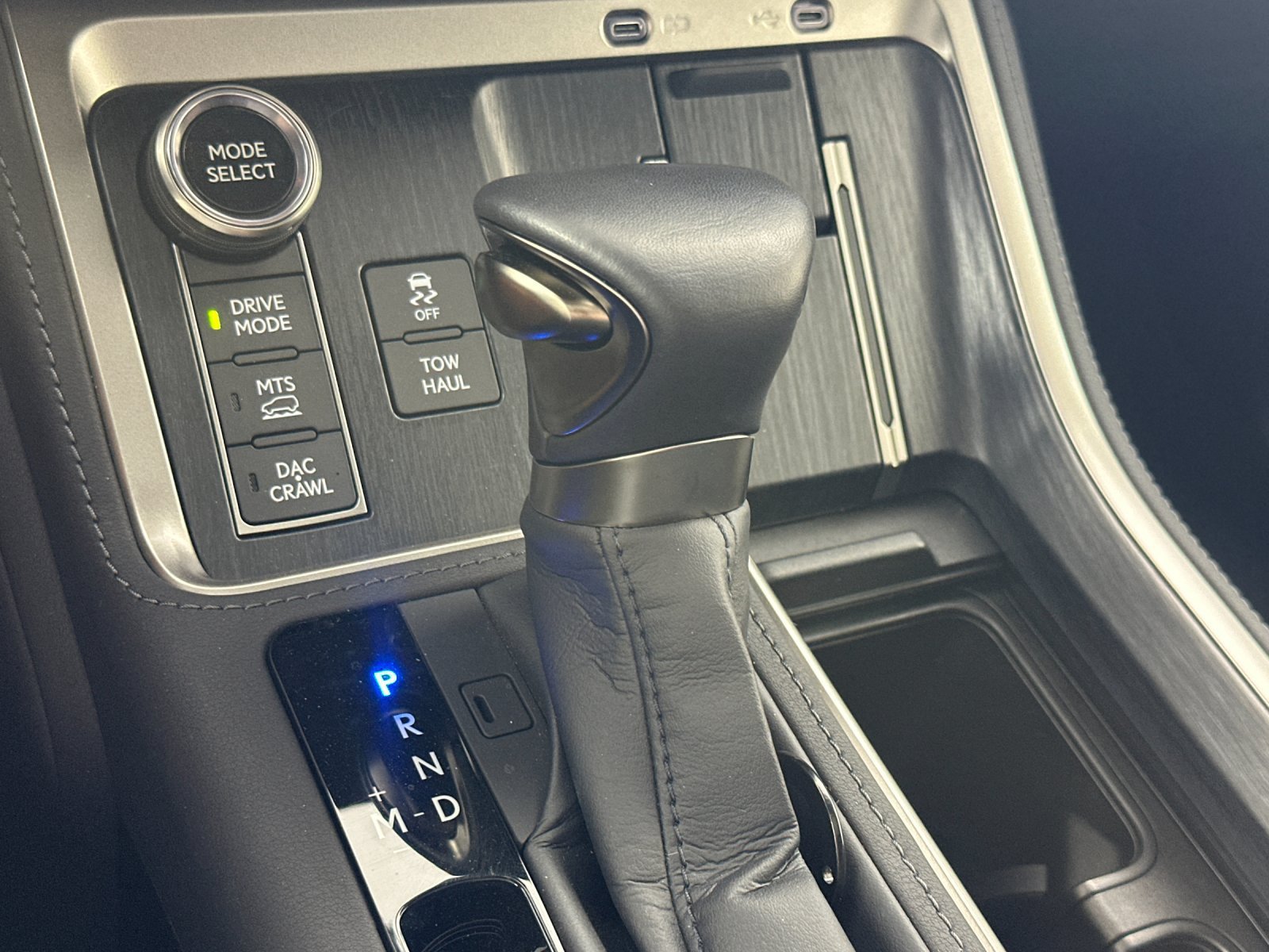 Used 2026 Lexus GX 550 AWD/4WD image 21