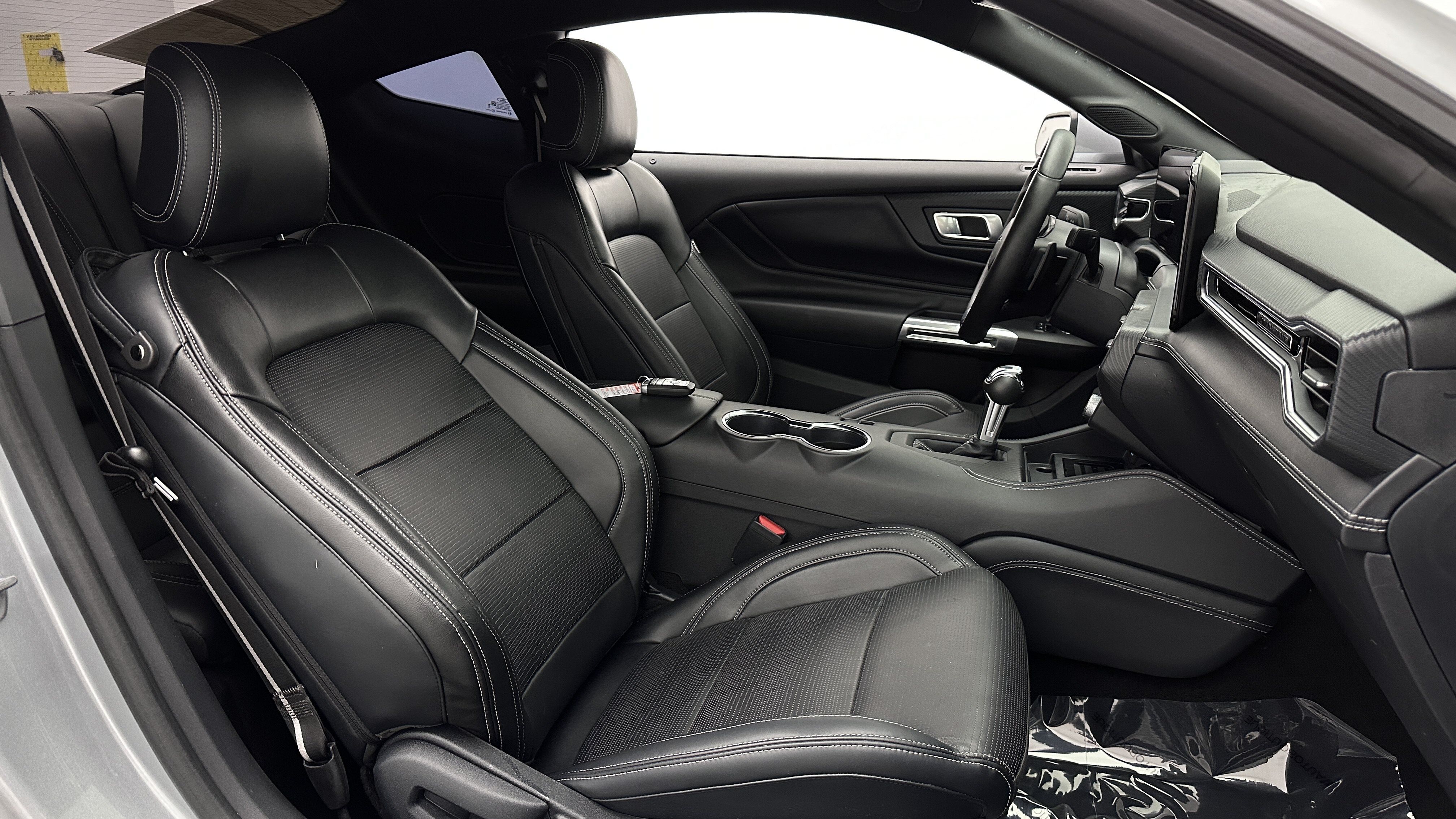 Used 2024 Ford Mustang GT Premium RWD image 31