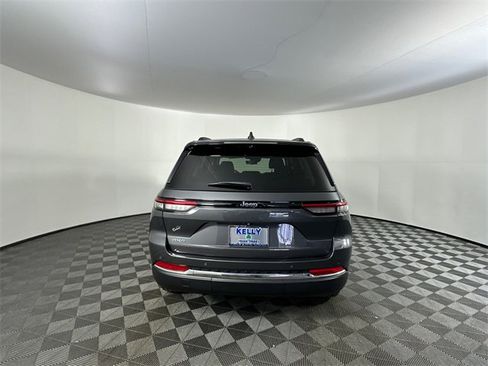 Certified 2022 Jeep Grand Cherokee Limited 4xe w/ Luxury Tech Group II image 7