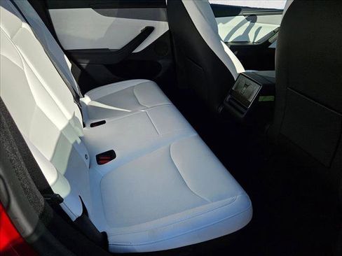 Used 2026 Tesla Model Y 2WD image 20