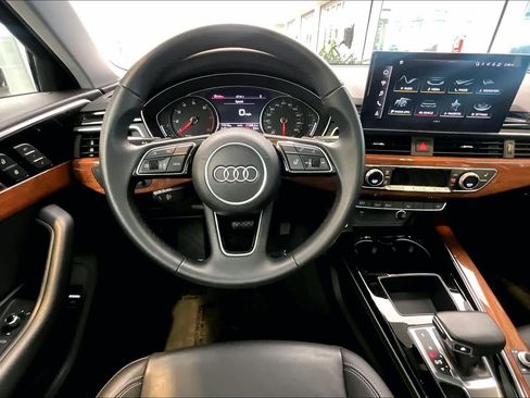 Used 2022 Audi A4 2.0T Premium w/ Convenience Package image 5