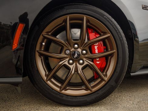 Used 2025 Ford Mustang GT Premium RWD image 29
