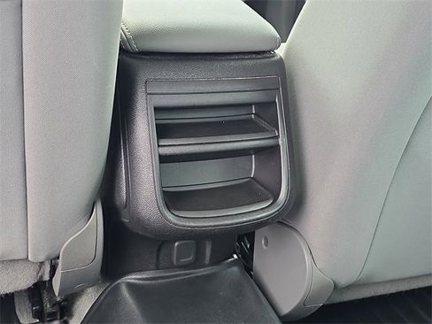 Used 2017 Chevrolet Impala LS image 27