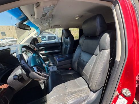 Used 2016 Toyota Tundra Limited w/ Limited Premium Package AWD/4WD image 15