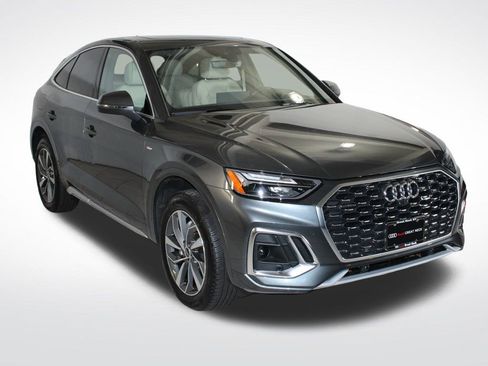 Certified 2025 Audi Q5 2.0T Premium image 11