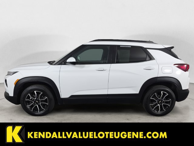 Used 2023 Chevrolet TrailBlazer ACTIV w/ Sun and Liftgate Package AWD/4WD image 8