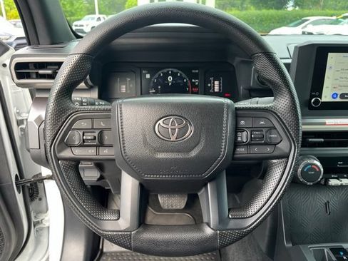 Used 2026 Toyota Tacoma SR5 RWD image 19