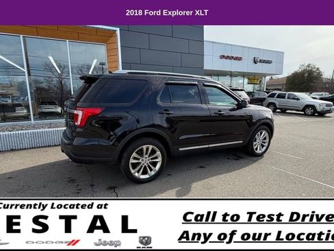 Used 2018 Ford Explorer XLT w/ Equipment Group 202A AWD/4WD image 12