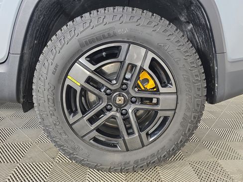 Used 2024 Rivian R1T Adventure AWD/4WD image 9