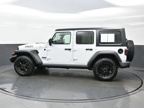 Used 2021 Jeep Wrangler Unlimited Sport AWD/4WD image 3
