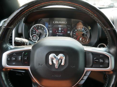 Used 2019 RAM 1500 Big Horn AWD/4WD image 25