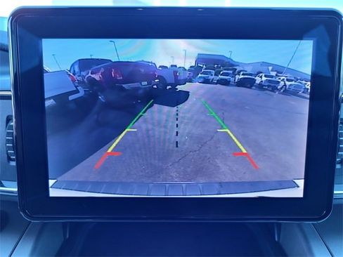 Certified 2022 Ford Explorer XLT w/ Equipment Group 202A image 17