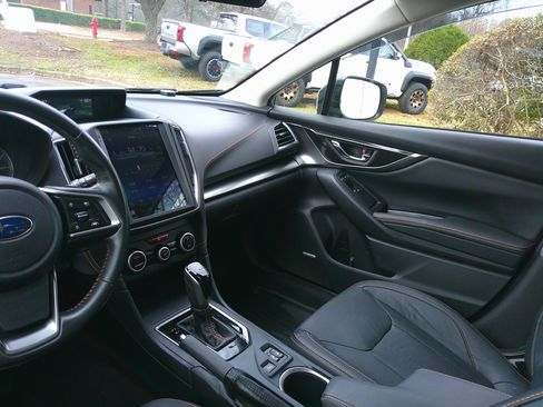 Used 2018 Subaru Crosstrek 2.0i Limited image 34