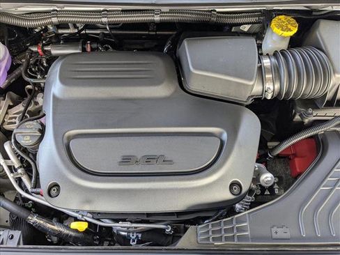 New 2026 Chrysler Pacifica Select image 16