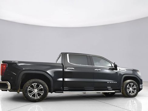 Used 2024 GMC Sierra 1500 SLT w/ X31 Off-Road Package image 48