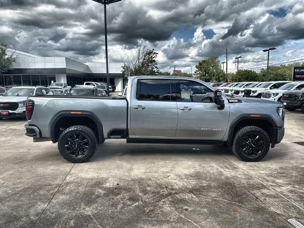 Certified 2025 GMC Sierra 2500 AT4 w/ AT4 Premium Plus Package AWD/4WD image 10