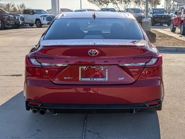 Used 2025 Toyota Camry SE w/ Convenience Package FWD image 6