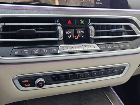 Used 2021 BMW X5 xDrive40i w/ Convenience Package image 21