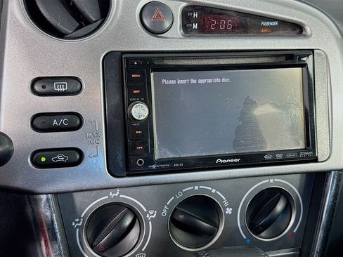 Used 2008 Toyota Matrix XR image 17