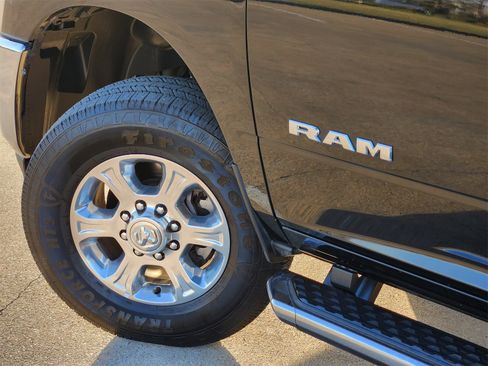 Certified 2024 RAM 2500 Big Horn w/ Safety Group image 17