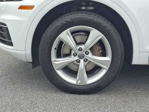 Used 2020 Audi Q5 2.0T Premium w/ Convenience Package AWD/4WD image 8