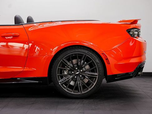 Used 2019 Chevrolet Camaro ZL1 image 10