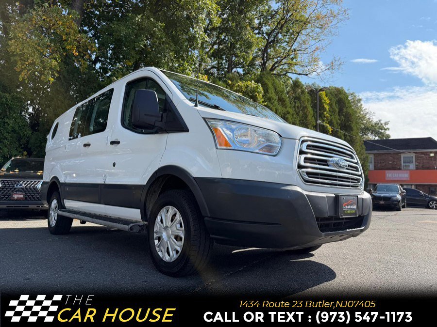 Used 2015 Ford Transit 250 130 Low Roof w/ Exterior Upgrade Package RWD image 10