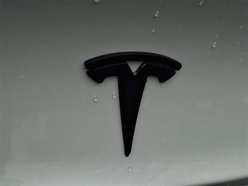 Used 2019 Tesla Model 3 Long Range image 31