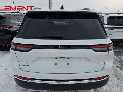 Used 2022 Jeep Grand Cherokee Limited 4xe image 6