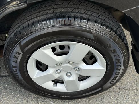 Used 2014 Nissan Rogue S w/ Convenience Package image 36